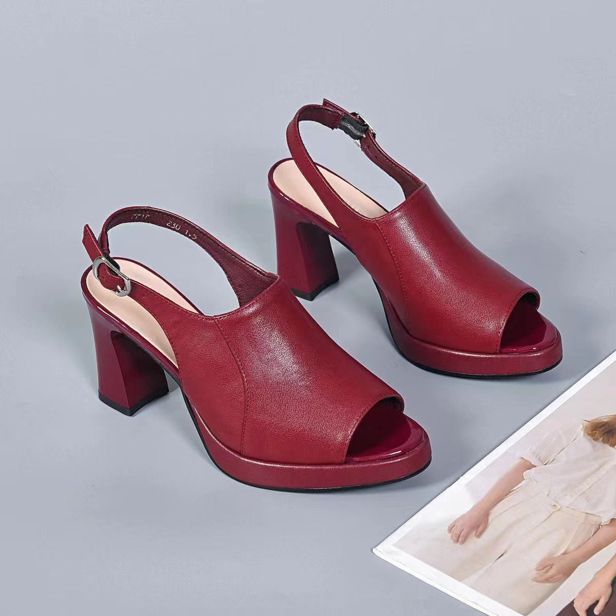 WineGlam™ – Sandalias Elegantes con Tacón Medio