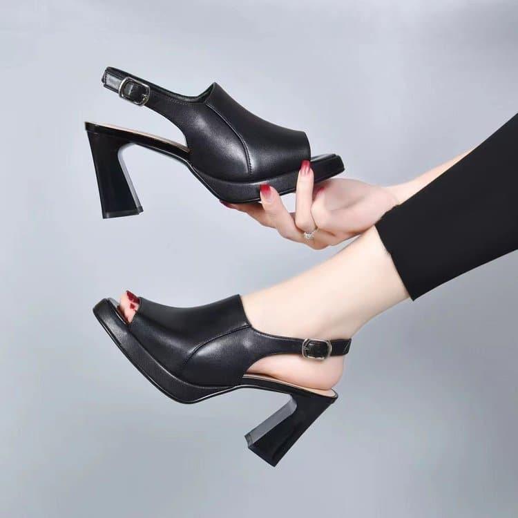 WineGlam™ – Sandalias Elegantes con Tacón Medio